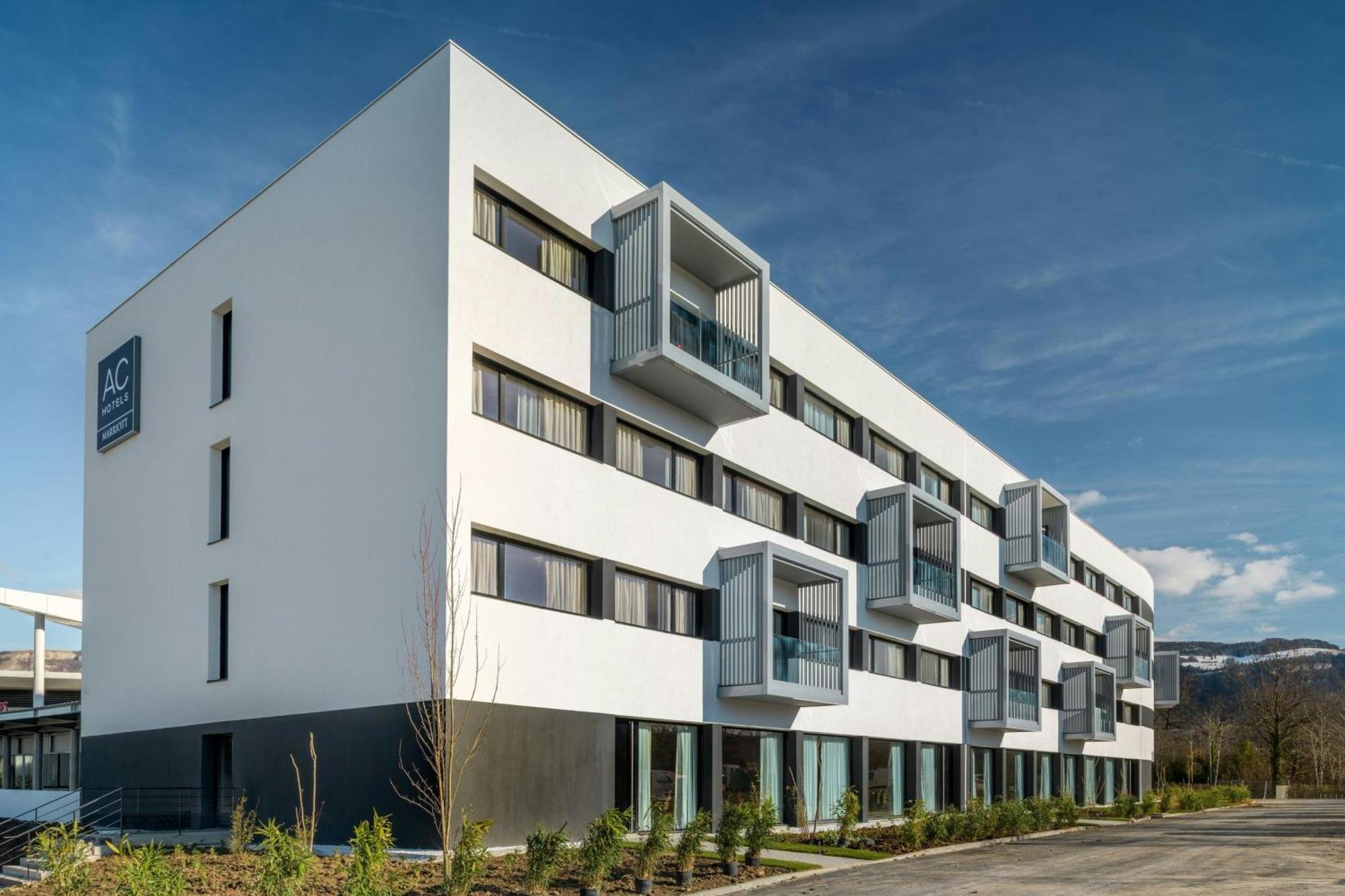 Ac Hotel By Marriott Saint-Julien-En-Genevois Exterior photo